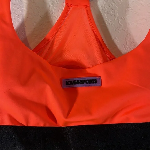 Love & Sports Women’s Logo Patch Sports Bra Size Large 12-14 NEW - Picture 4 of 15